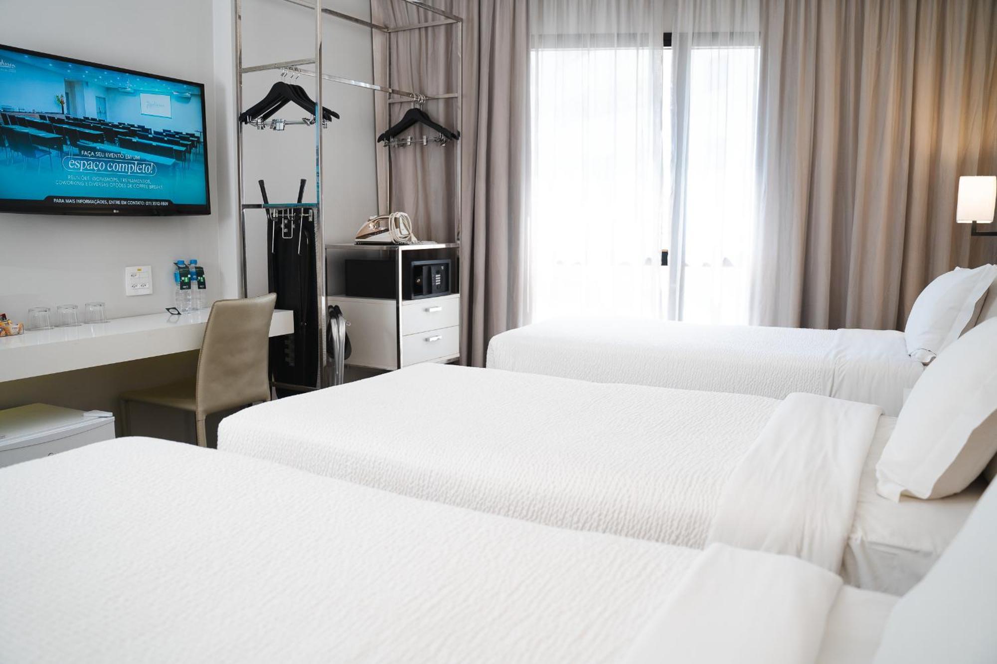 Radisson Rio De Janeiro Barra Hotel Eksteriør billede A room at the hotel