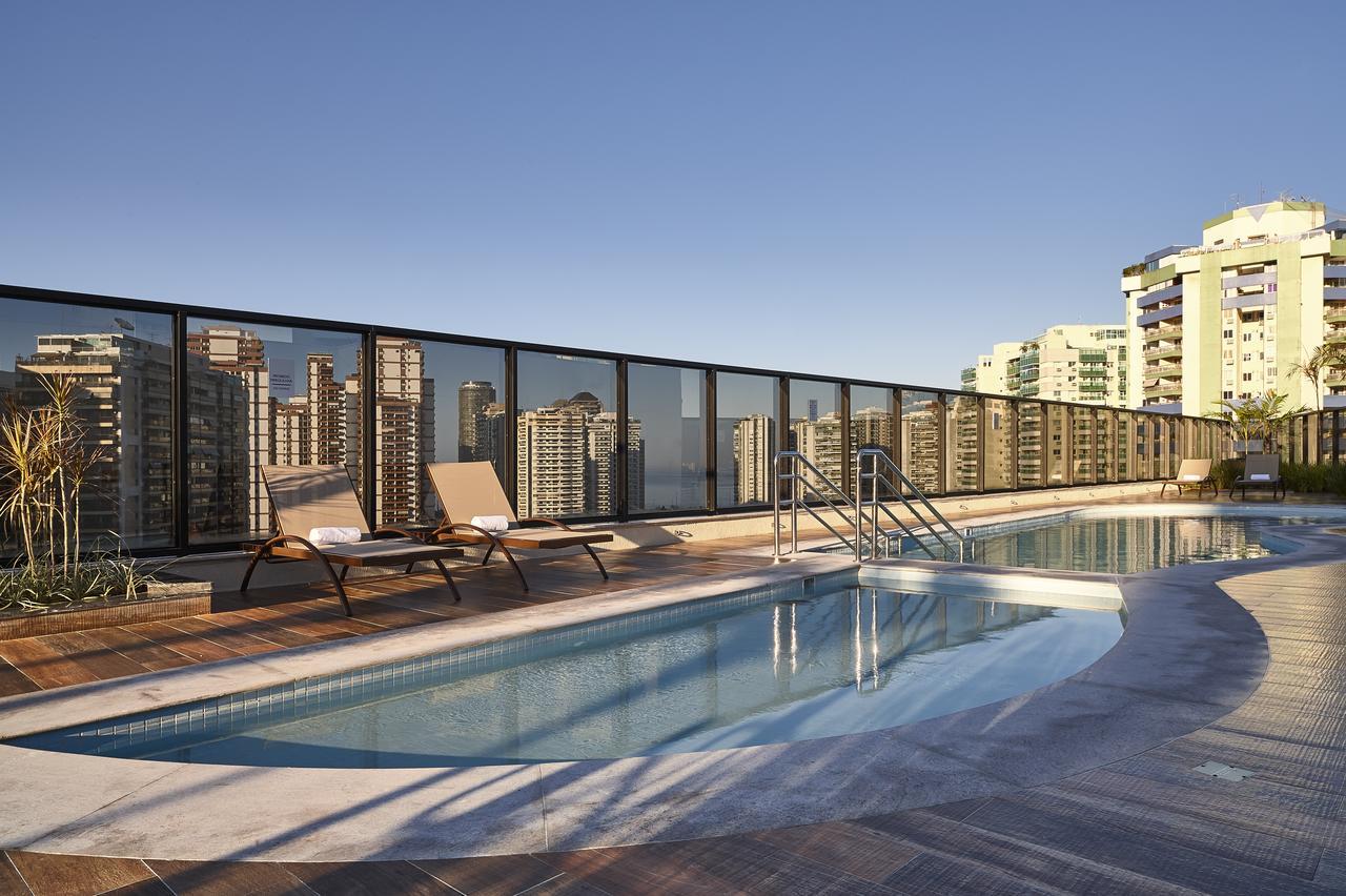 Radisson Rio De Janeiro Barra Hotel Eksteriør billede Rooftop pool