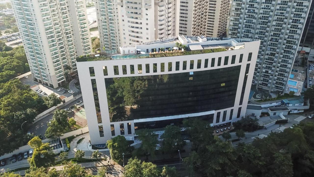 Radisson Rio De Janeiro Barra Hotel Eksteriør billede Aerial view of the building